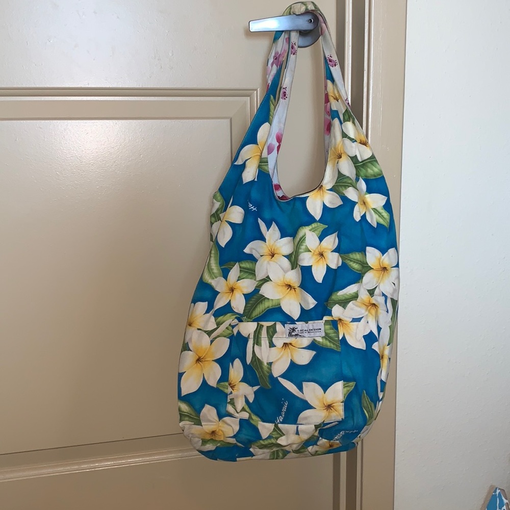 Blue Plumeria Hawaiian tote